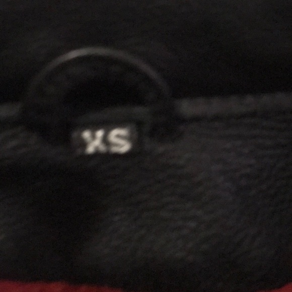 Leather jacket - Picture 4 of 8